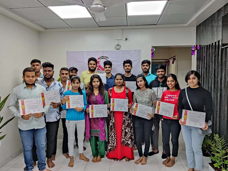 1st batch certificate distribution aissms batch 2021 iti aissms students batch